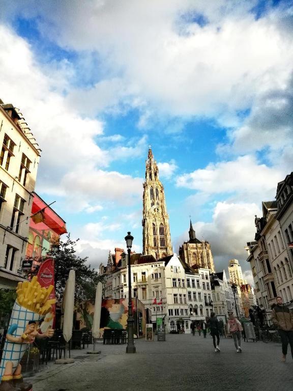 Cozy Rooms With Share The Bathroom And Kitchen Brussels Exterior photo